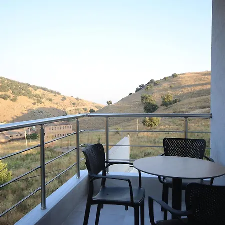 Bujtina Eleni 3* Himarë