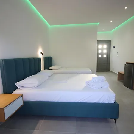 Bujtina Eleni Hotel 3*