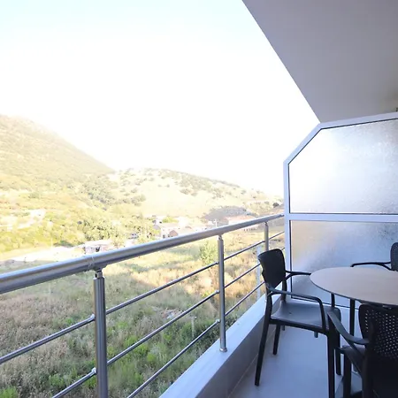 Bujtina Eleni Szálloda Himara