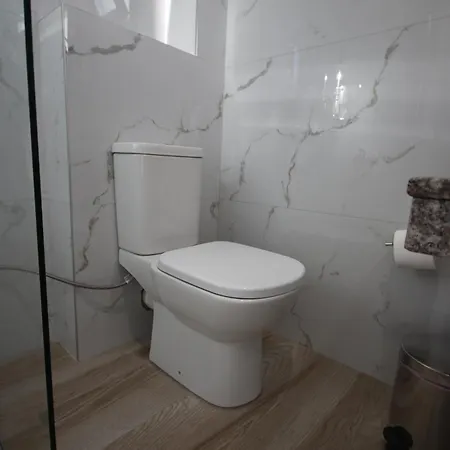 Bujtina Eleni Szálloda