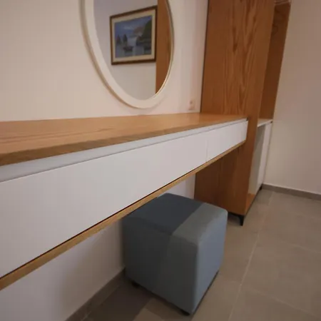 Bujtina Eleni Szálloda