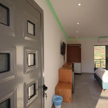 Bujtina Eleni Szálloda Himara