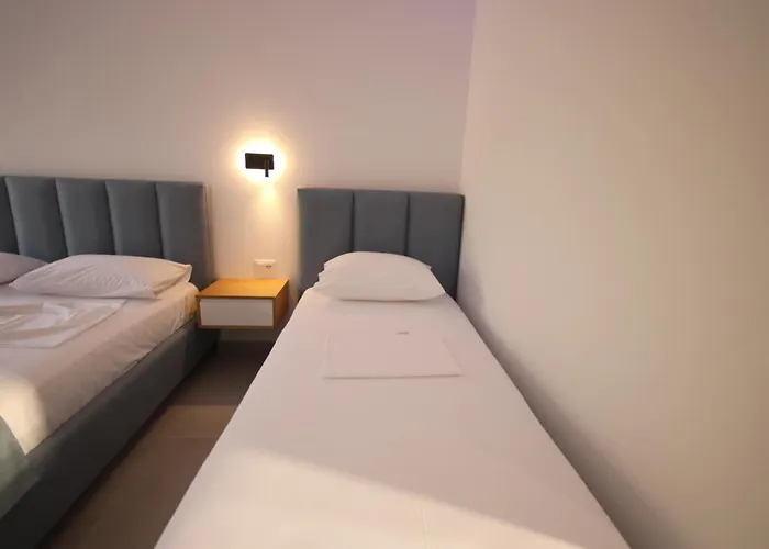 Hotel Bujtina Eleni