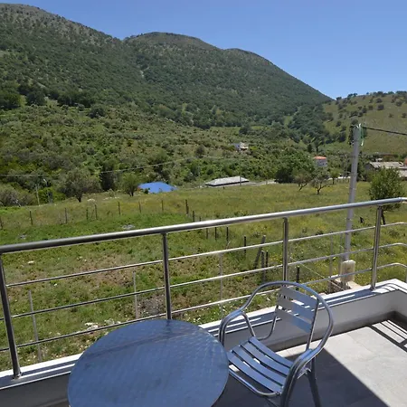Hotel Bujtina Eleni